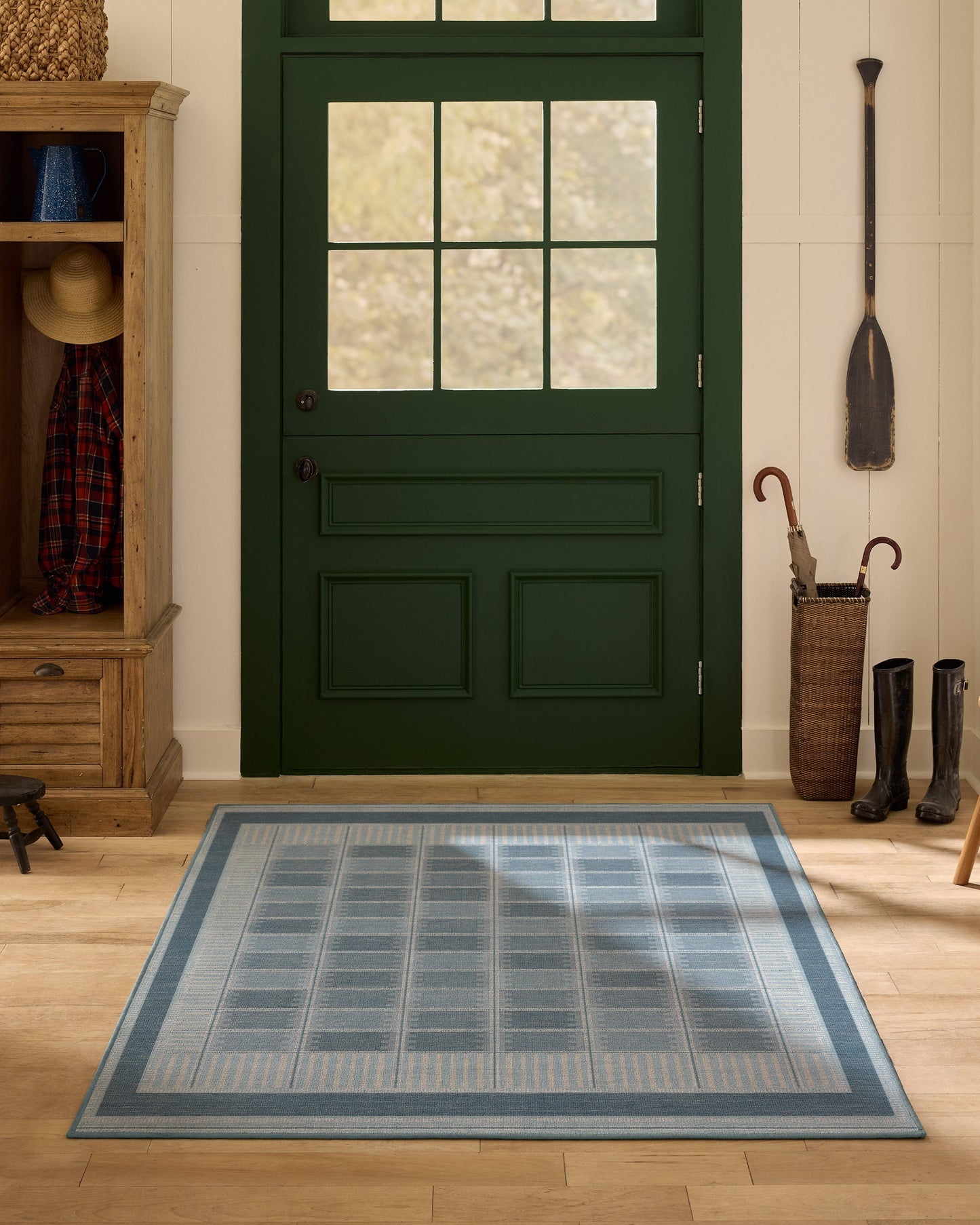 150x215_entryway