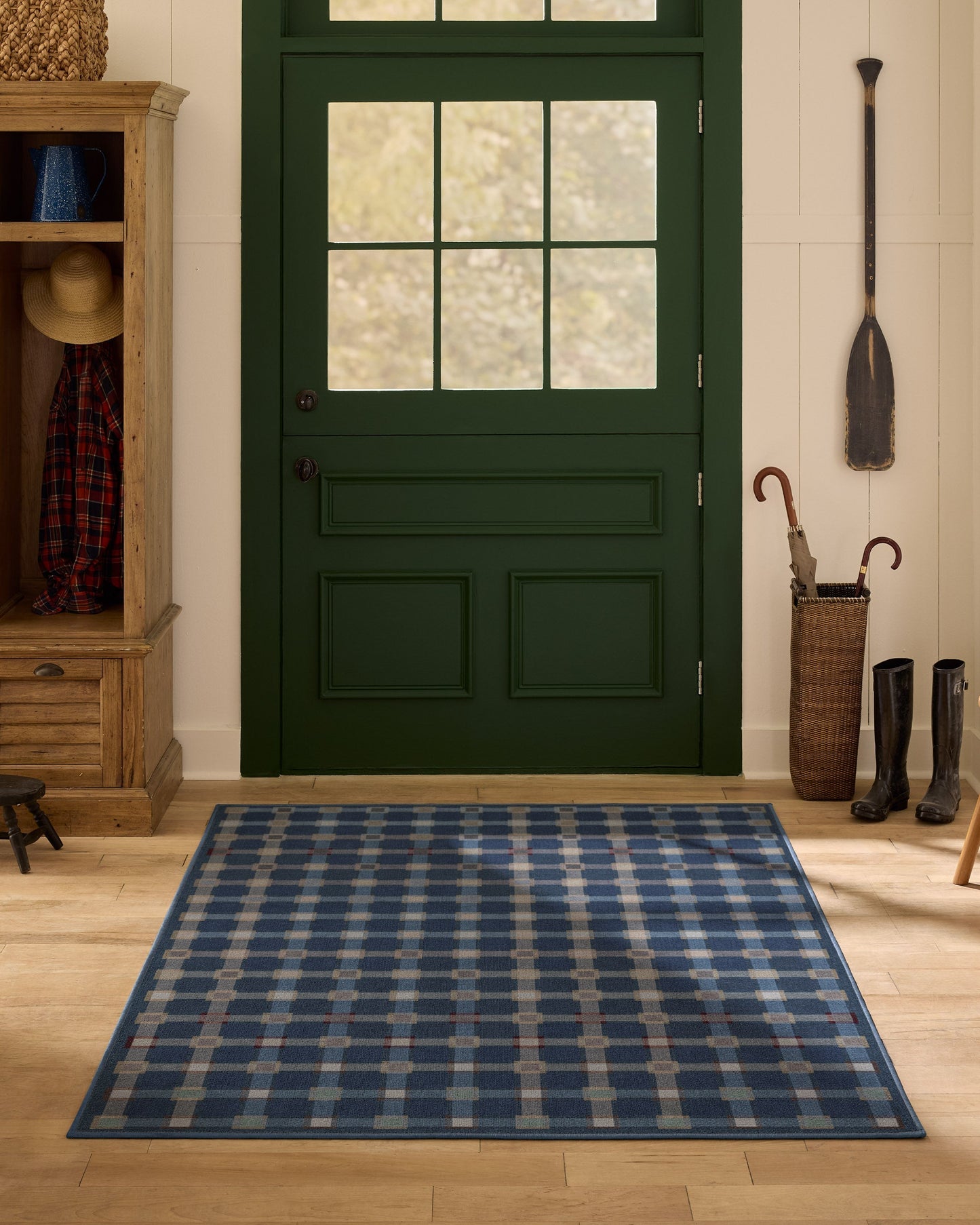 150x215_entryway